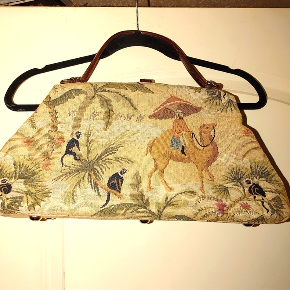 Safari/Tropical Print Weekender Bag - Picture 12 of 13